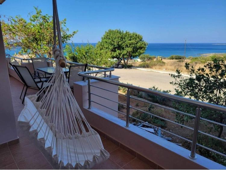 180 Degree Sea View Apartment 팔라이오코라 외부 사진